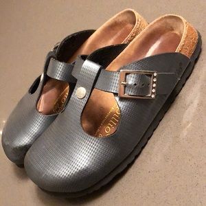 Birkenstock Clogs - 39 Narrow
